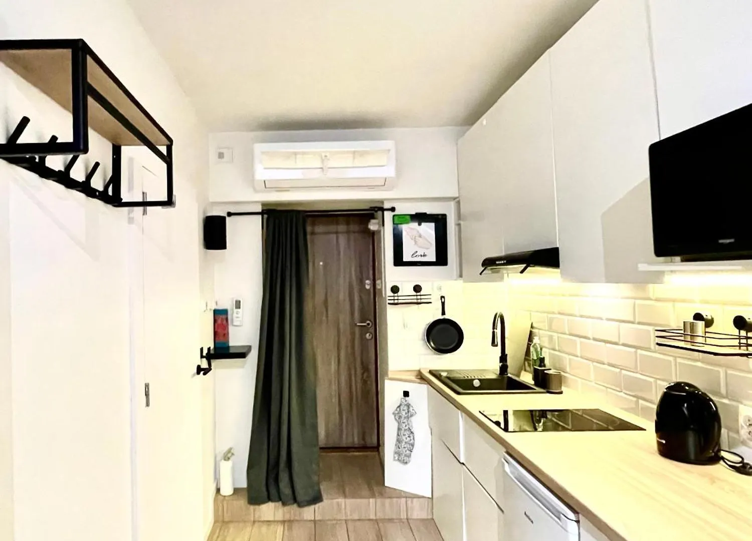 Smocza Jama Wawel Apartment Krakow Poland
